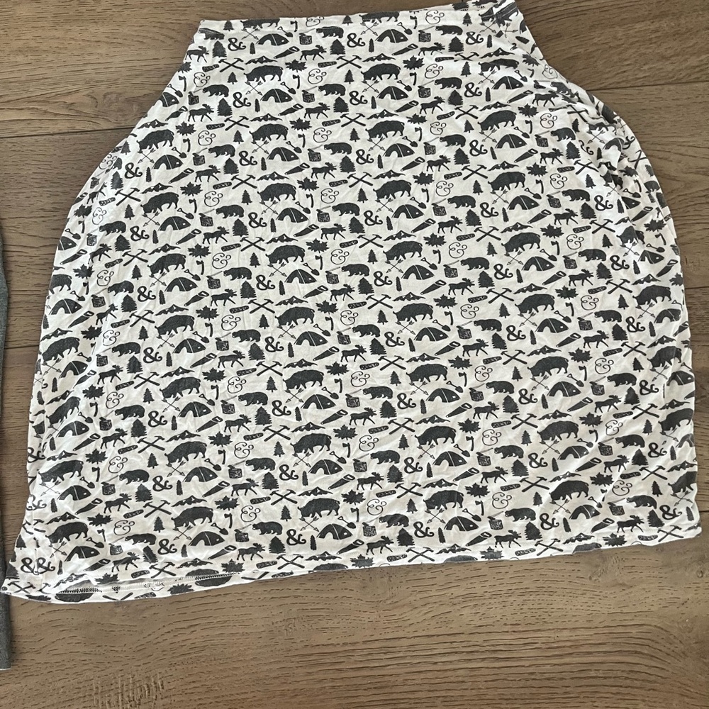 Car seat cover/Breastfeeding cover up